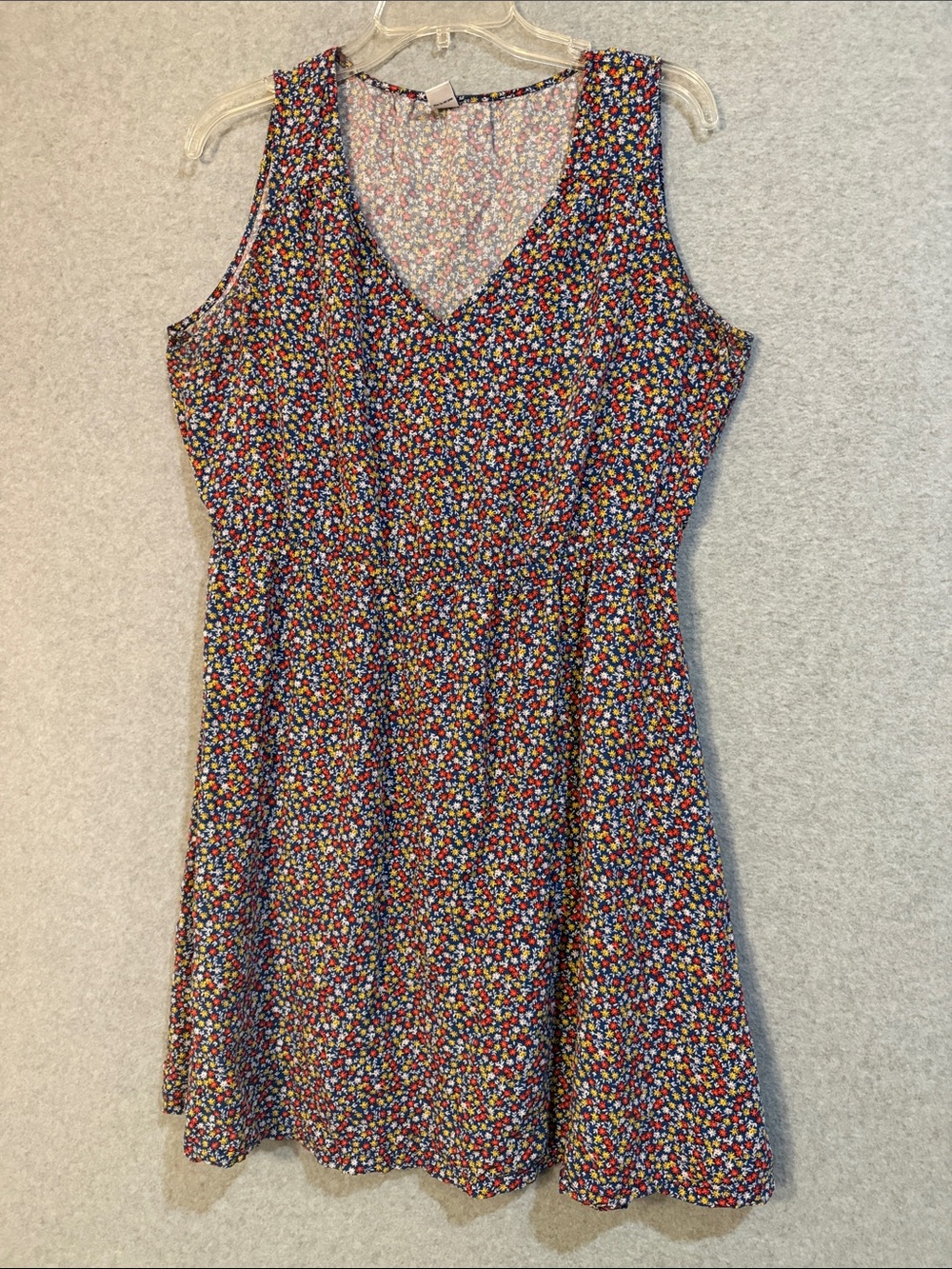 Old Navy Sleeveless V-Neck Mini Dress in Multi Floral Dots